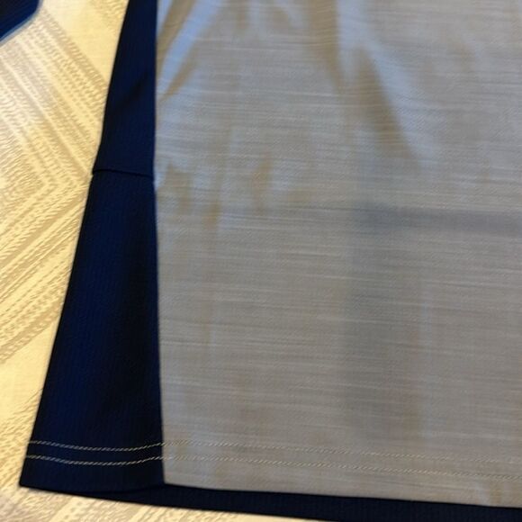 NBA Youth Oklahoma City Thunder Basketball Boys 1/4 Zip Long Sleeve Top - Picture 5 of 9